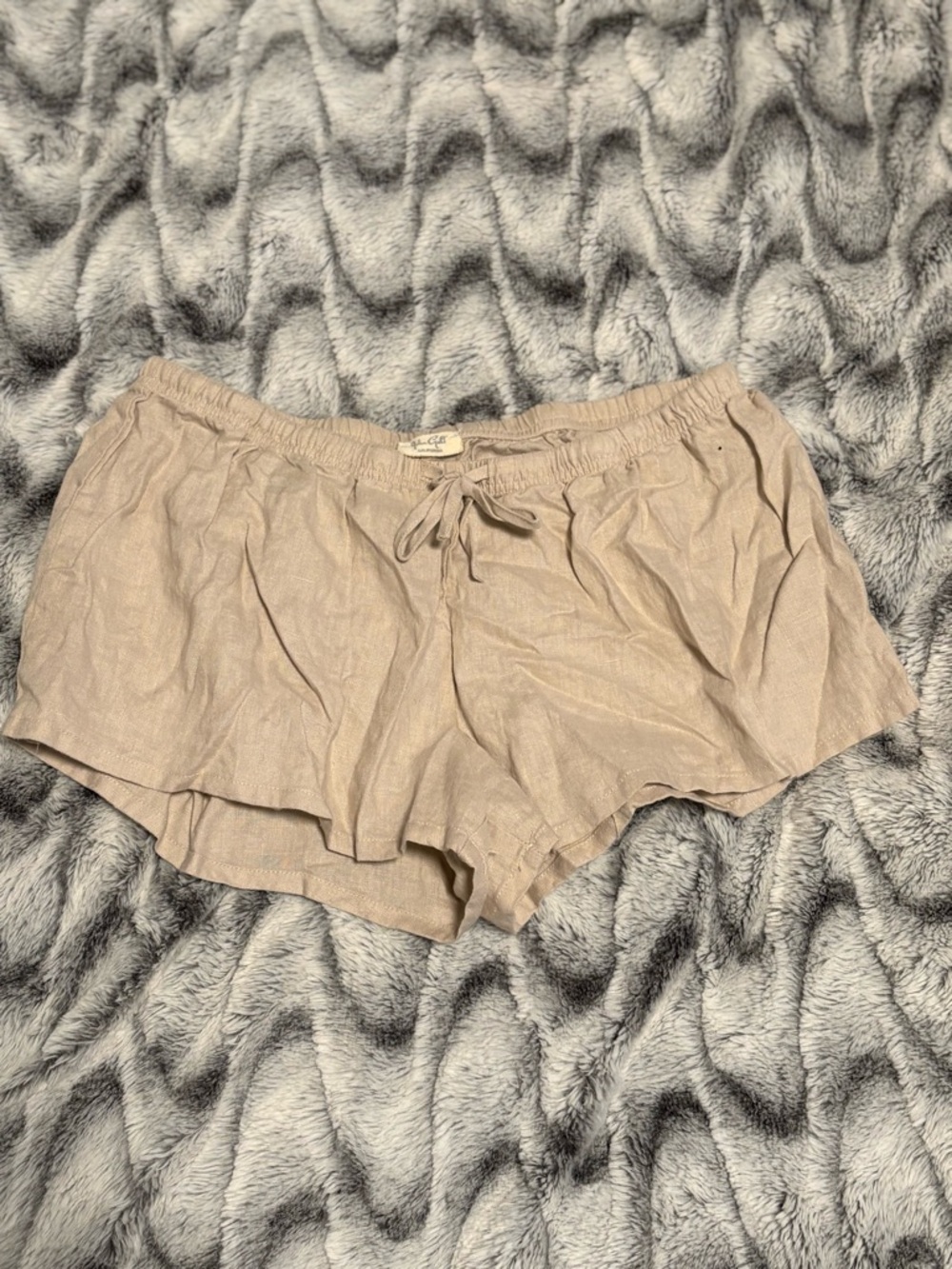 Brandy Melville beige drawstring linen-blend shorts